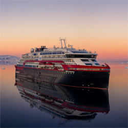Sustainable Travel, Hurtigruten MS Roald Amundsen